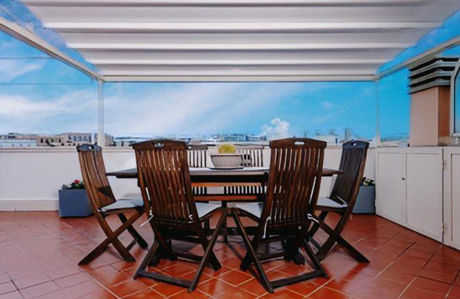 The Roof - Appartamento Con Terrazza Al Centro Di Чивитавекия Екстериор снимка